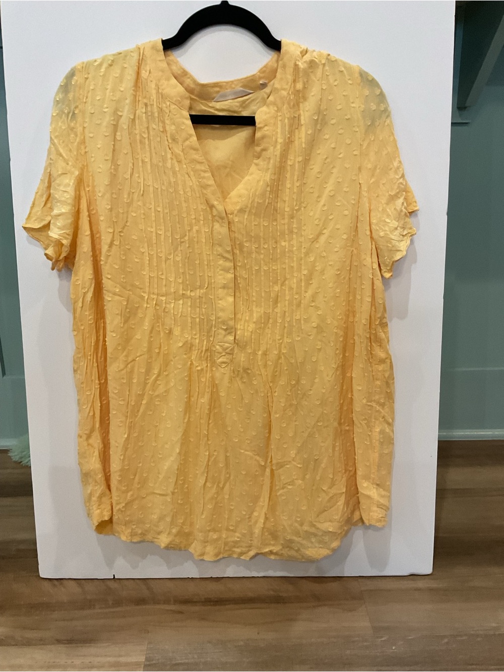 Soft Surroundings Light Butter Yellow Pintuck Dot V-Neck Blouse